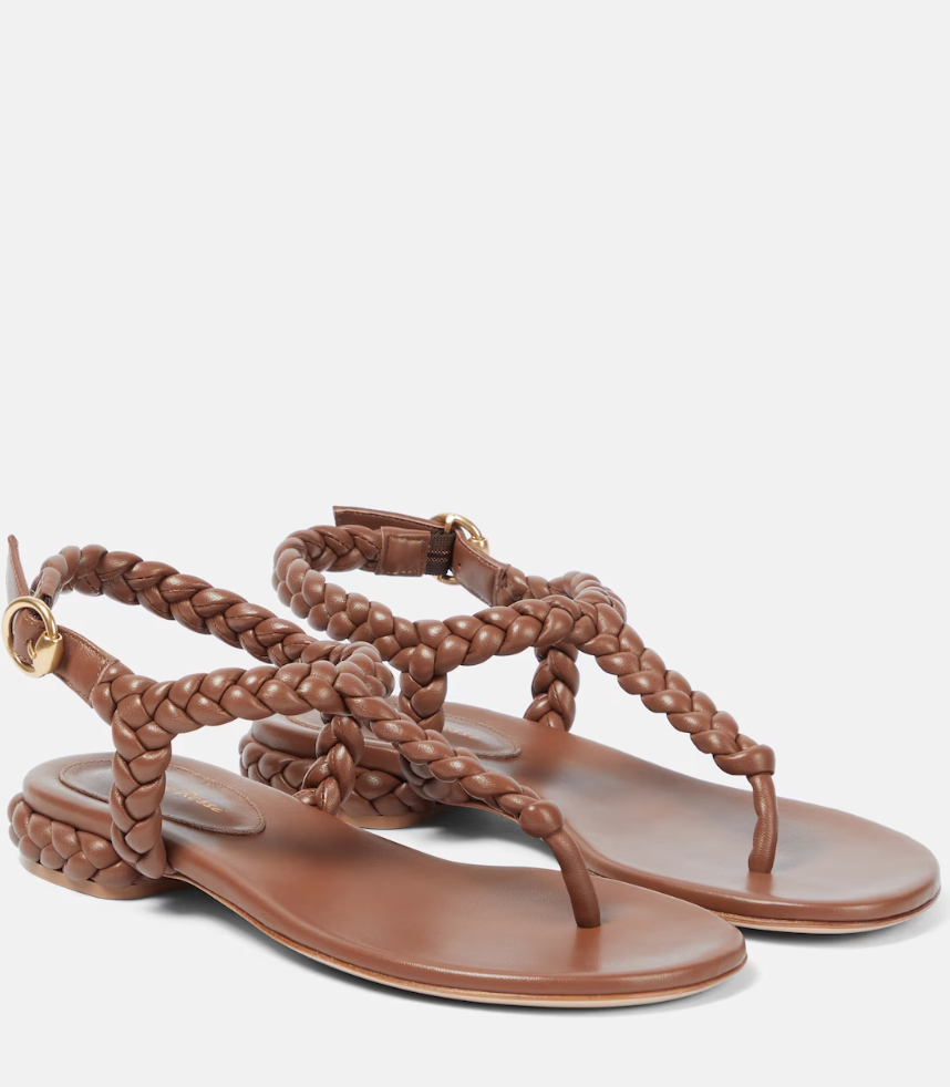 Από το γραφείο στις διακοπές: Τα 7 φλατ shoes για το καλοκαίρι-2