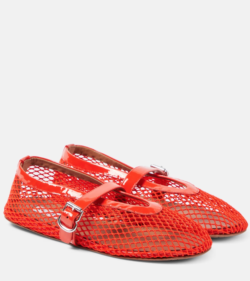 Από το γραφείο στις διακοπές: Τα 7 φλατ shoes για το καλοκαίρι-3