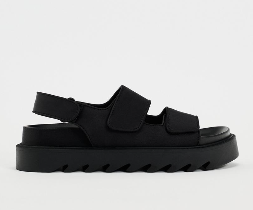 Track sandals: Τα άνετα πέδιλα που θα γίνουν μέρος κάθε εμφάνισης αυτό το καλοκαίρι-6
