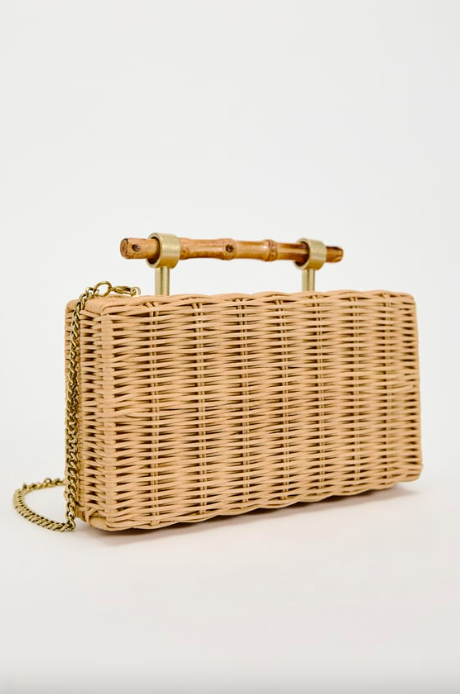 5 ψάθινα clutches που θα απογειώσουν το στιλ των διακοπών-5