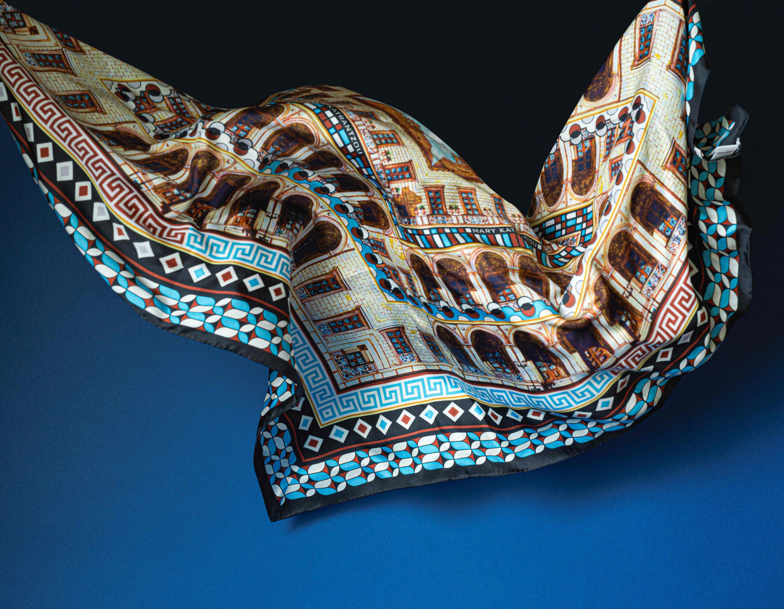 Το Ξενοδοχείο Μεγάλη Βρεταννία γιορτάζει 150 χρόνια με την “The Always Grand Collection”-1