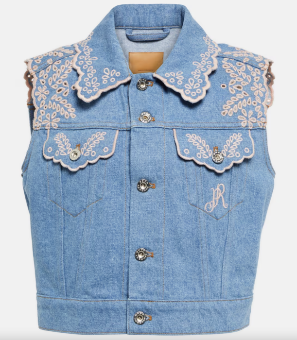 Embroidered top: Είναι το επόμενο boho trend του καλοκαιριού-2