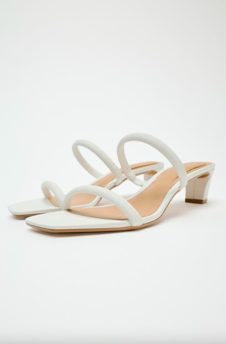 Αντιο flip flops, αυτά είναι τα chic σανδάλια που θα φορέσουμε non stop το καλοκαίρι-7