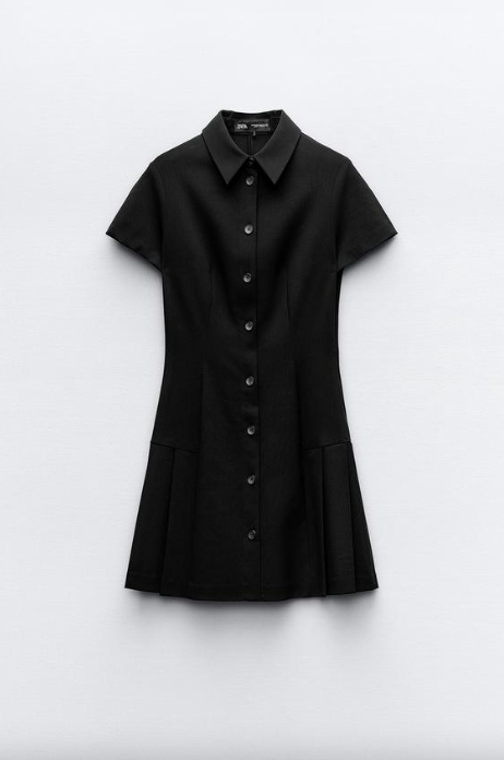 Little black dress: Τα Vogue approved στιλ για το καλοκαίρι του 2024-5