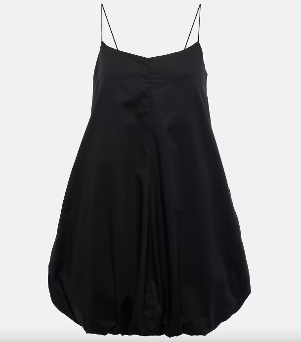 Little black dress: Τα Vogue approved στιλ για το καλοκαίρι του 2024-2