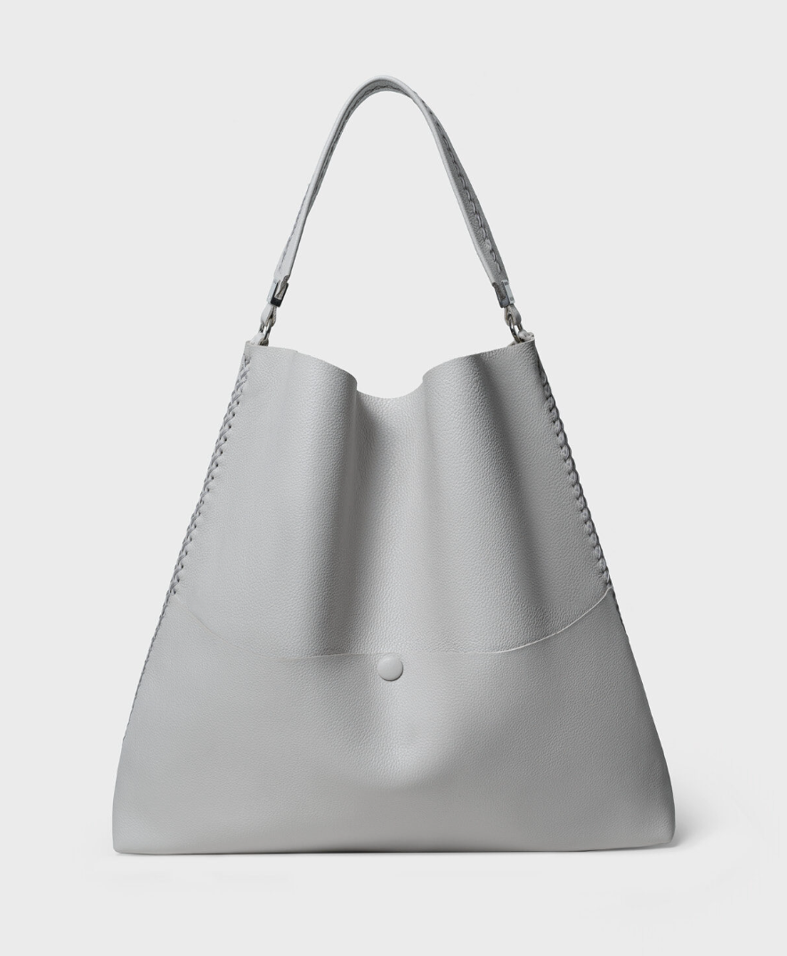 Οι tote bags επιστρέφουν και αυτοί είναι οι τοπ συνδυασμοί-14