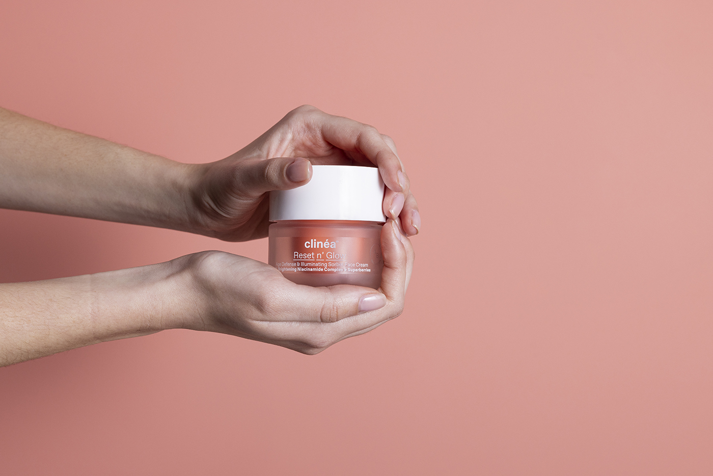 Η κρέμα προσώπου με την πιο απολαυστική sorbet υφή μόλις μπήκε στο καλοκαιρινό νεσεσέρ μας-1