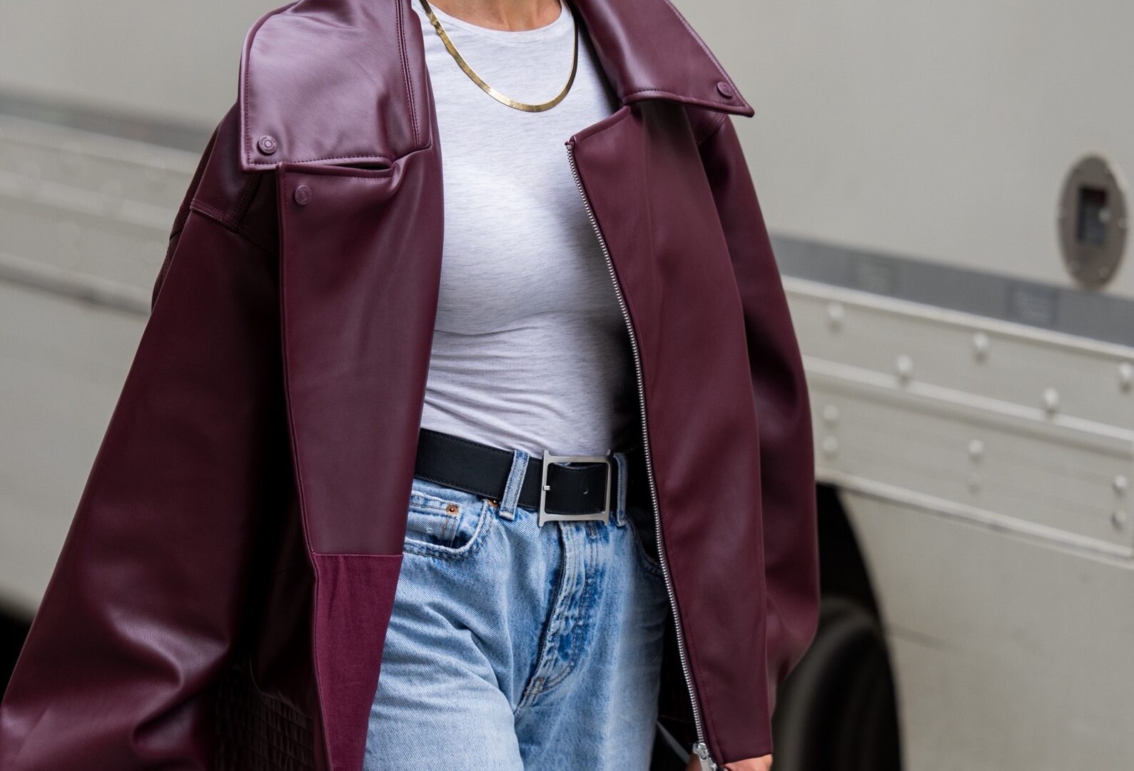 Βουργουνδί: Το χρώμα που κυριαρχεί στη μόδα φέτος Βουργουνδί: Το χρώμα που κυριαρχεί στη μόδα φέτος