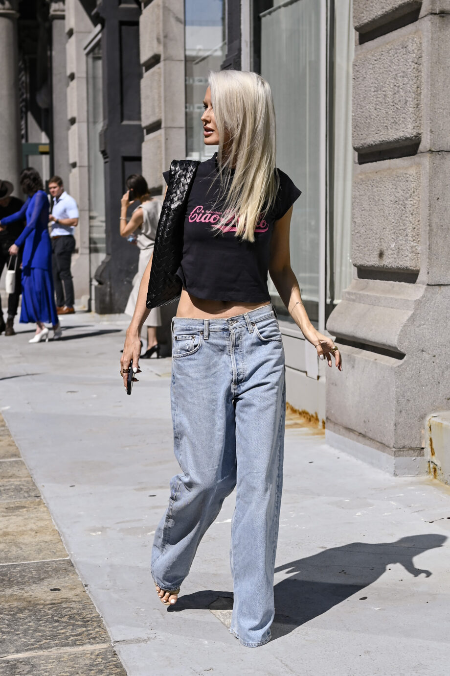 baggy-jeans-κάνουν-δυναμική-επιστροφή-στην-γκα-329642