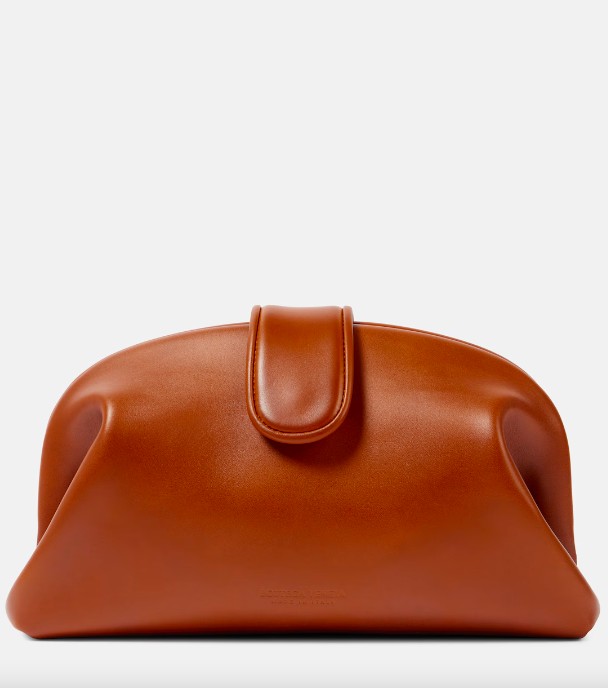 5 bag trends απευθείας από τις φθινοπωρινές πασαρέλες-4