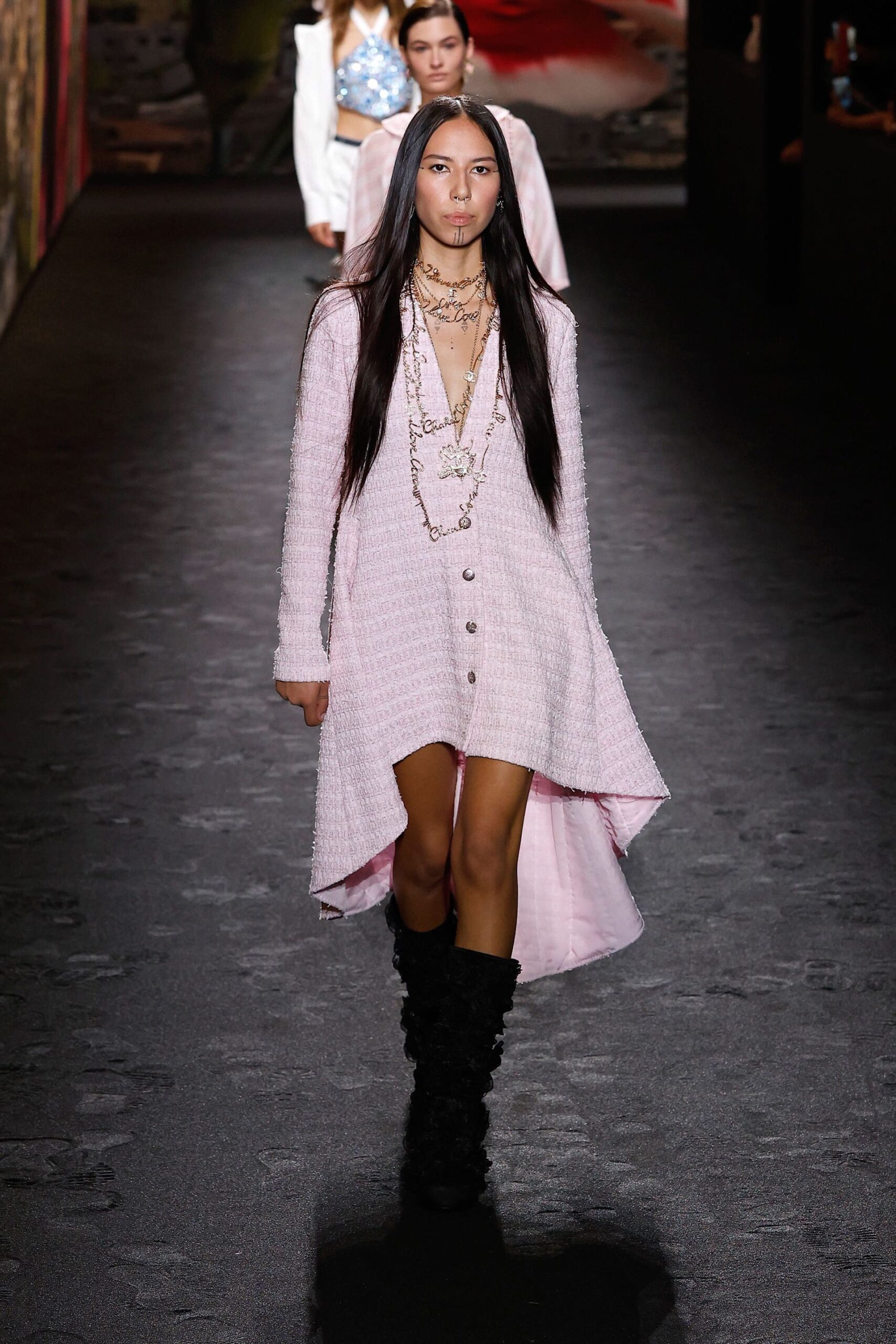 Waterfall κολιέ: Το boho chic αξεσουάρ που κυριαρχεί το καλοκαίρι-2