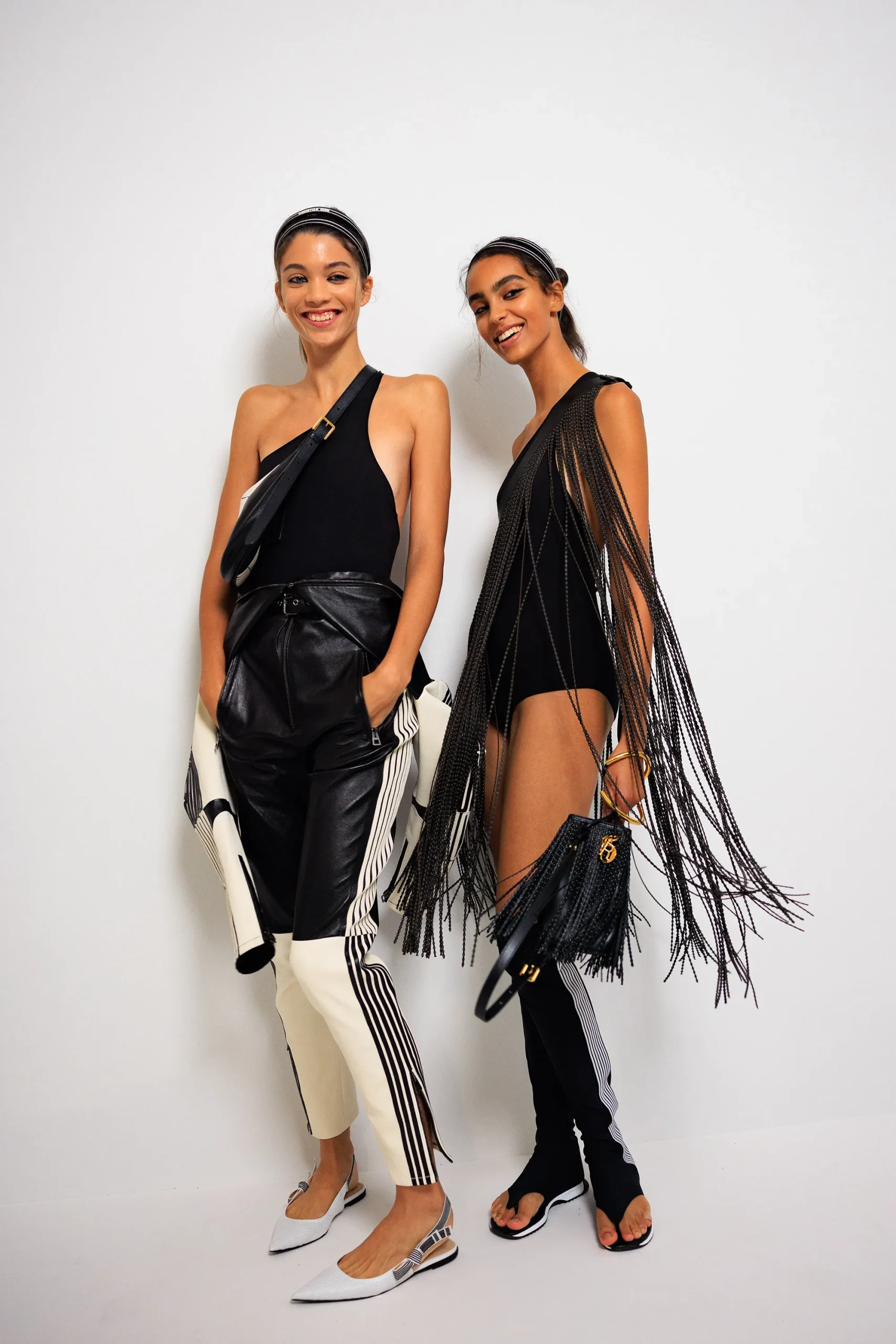 Εβδομάδα Μόδας Παρισιού SS25: Οι κορυφαίες backstage στιγμές-111