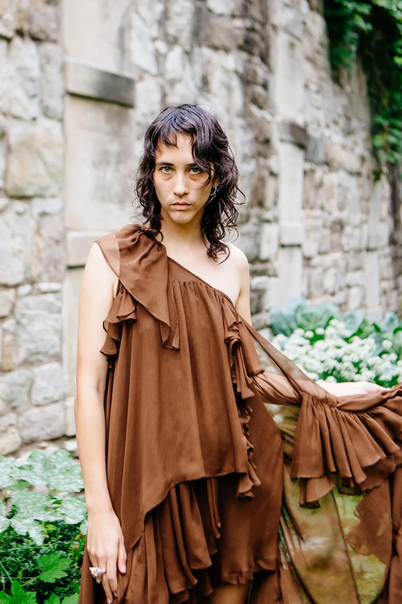 Εβδομάδα Μόδας Νέας Υόρκης SS25: Οι κορυφαίες backstage στιγμές-37