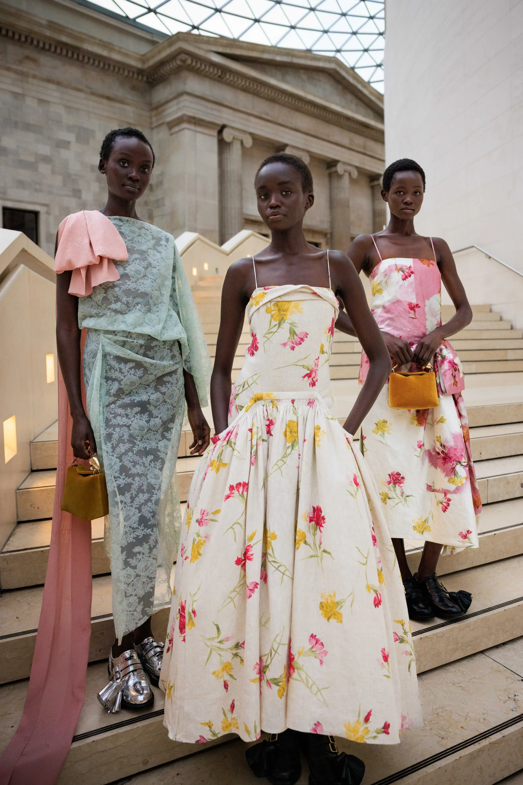 Εβδομάδα Μόδας Λονδίνου SS25:Οι κορυφαίες backstage στιγμές-3