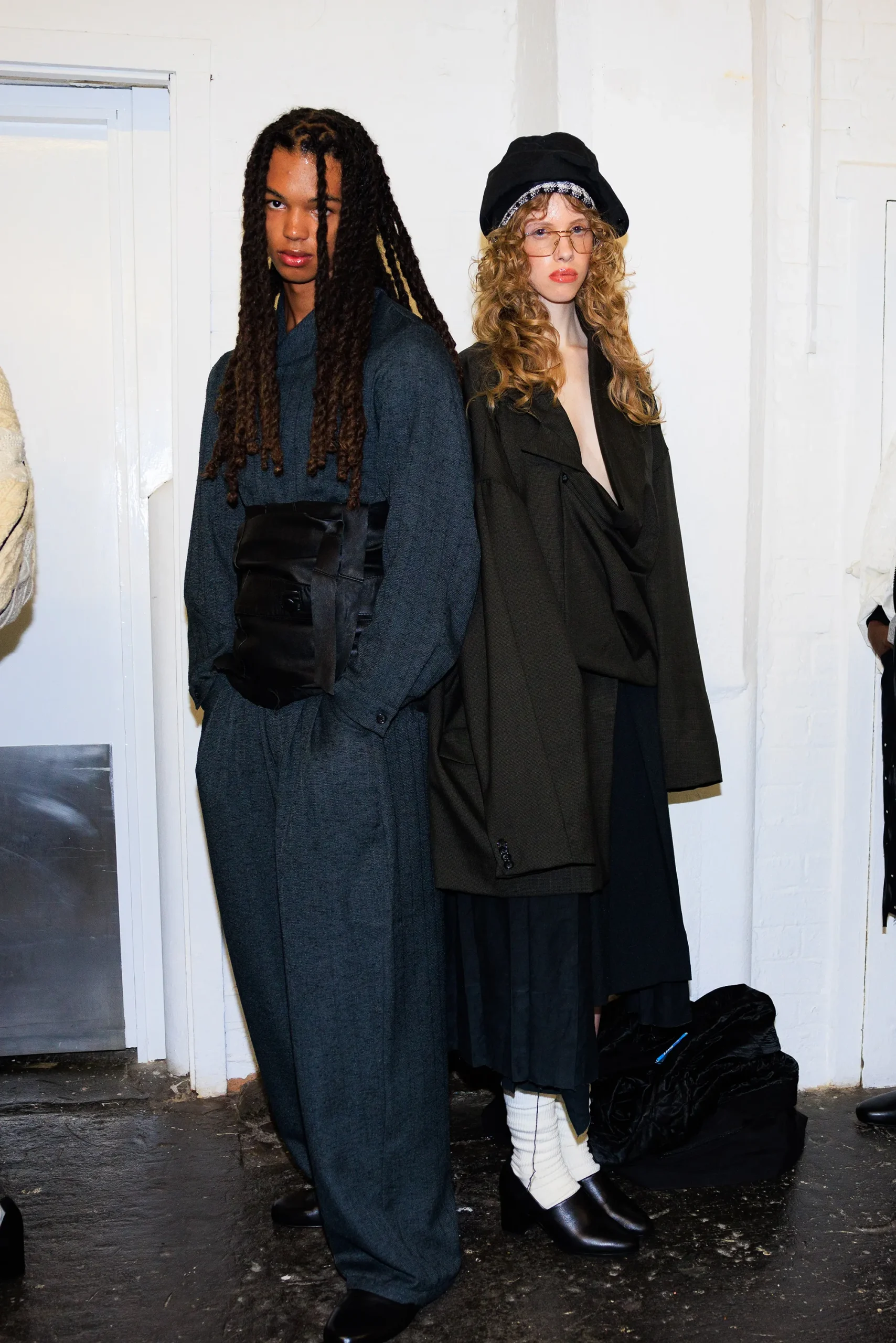 Εβδομάδα Μόδας Λονδίνου SS25:Οι κορυφαίες backstage στιγμές-46