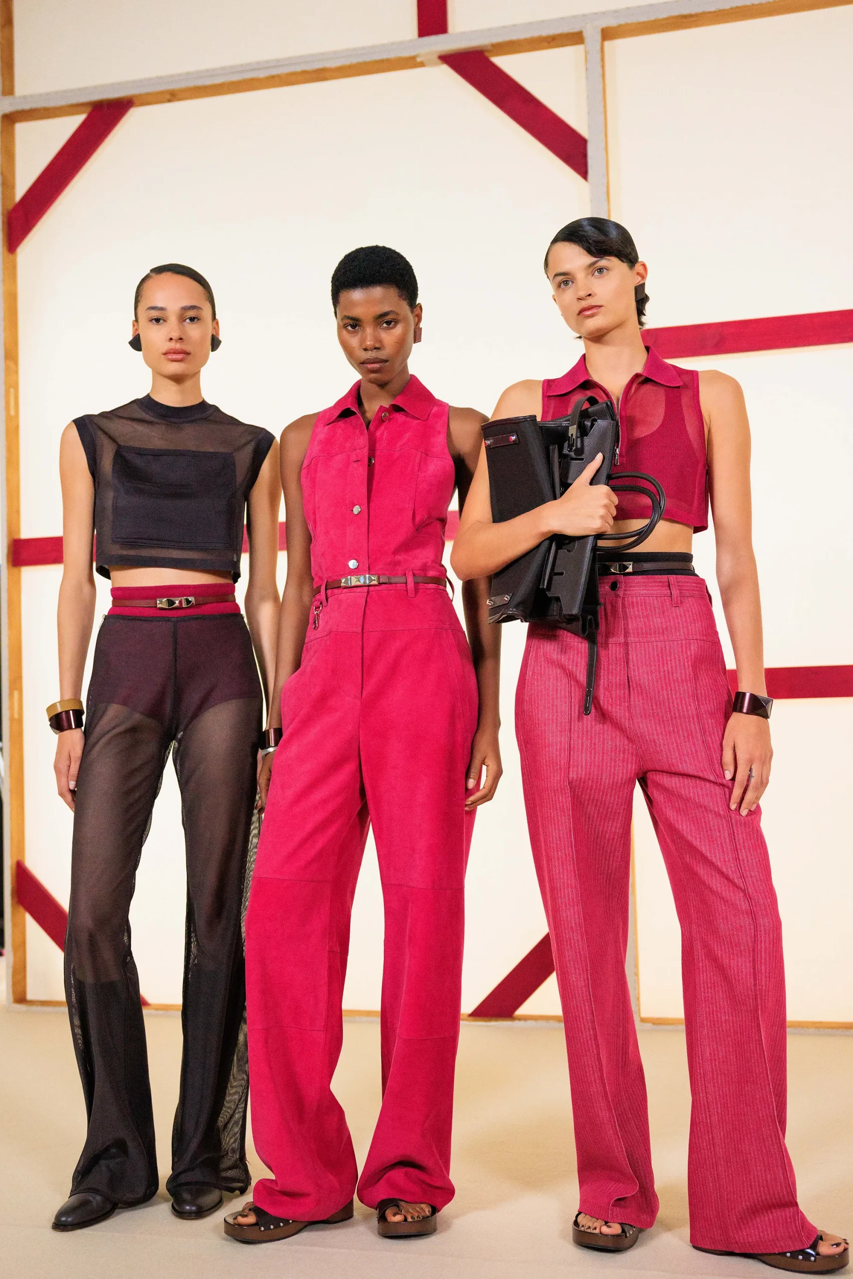 Εβδομάδα Μόδας Παρισιού SS25: Οι κορυφαίες backstage στιγμές-22