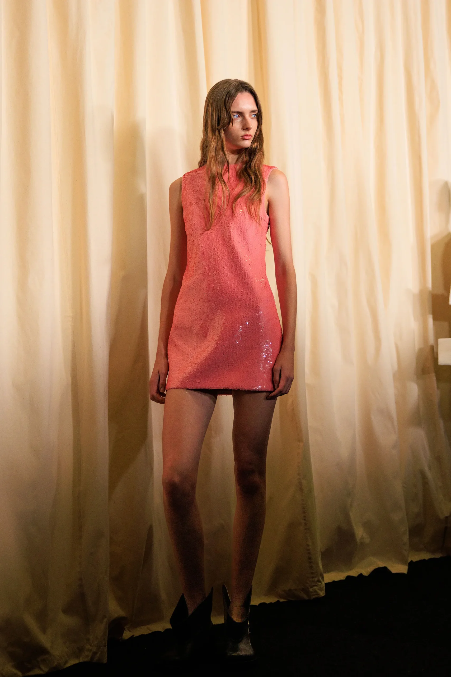 Εβδομάδα Μόδας Λονδίνου SS25:Οι κορυφαίες backstage στιγμές-16