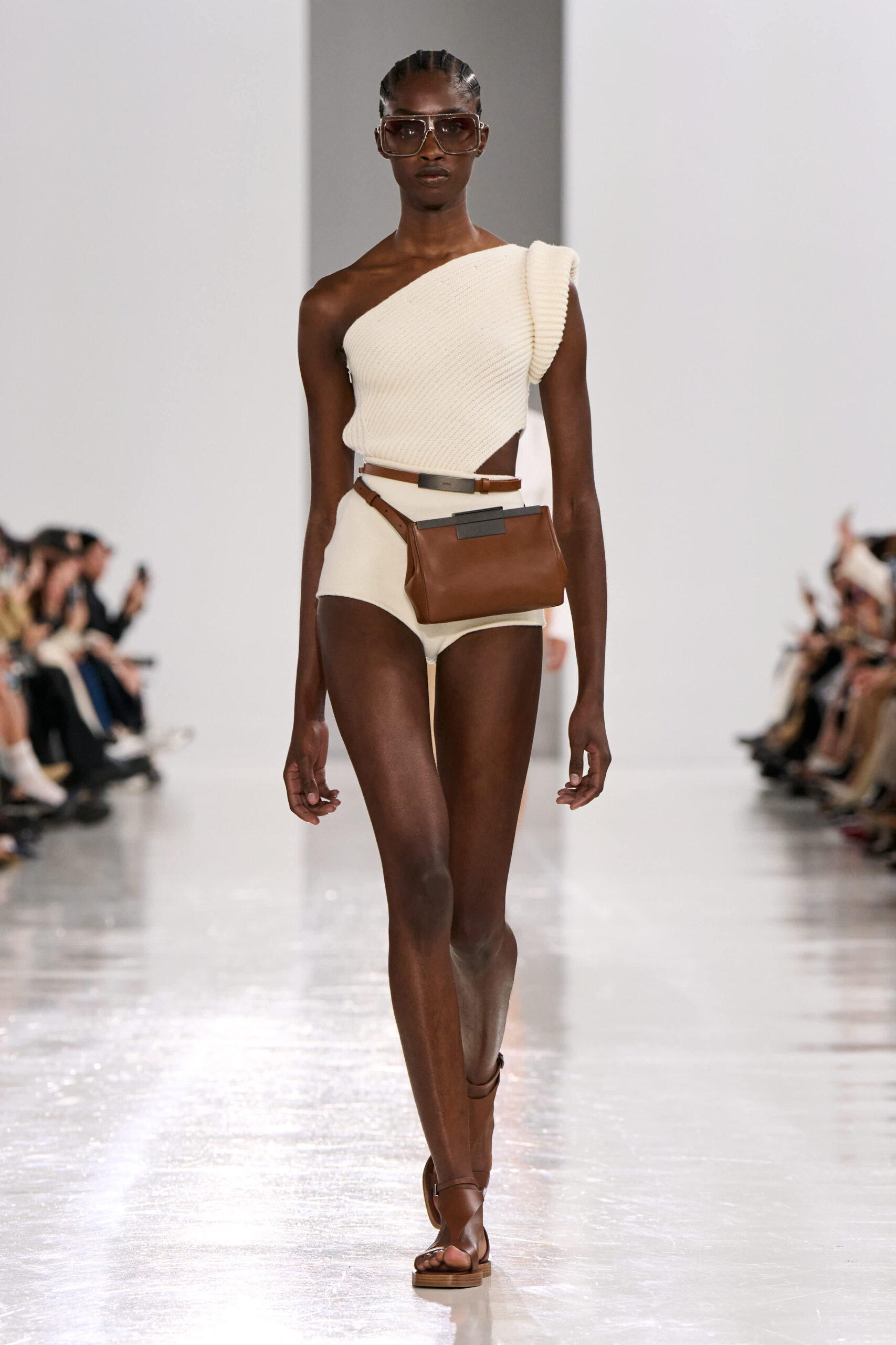 Εβδομάδα Μόδας Μιλάνου: Η Max Mara Spring 2025 collection είναι ο ορισμός της σύγχρονης γκαρνταρόμπας-14