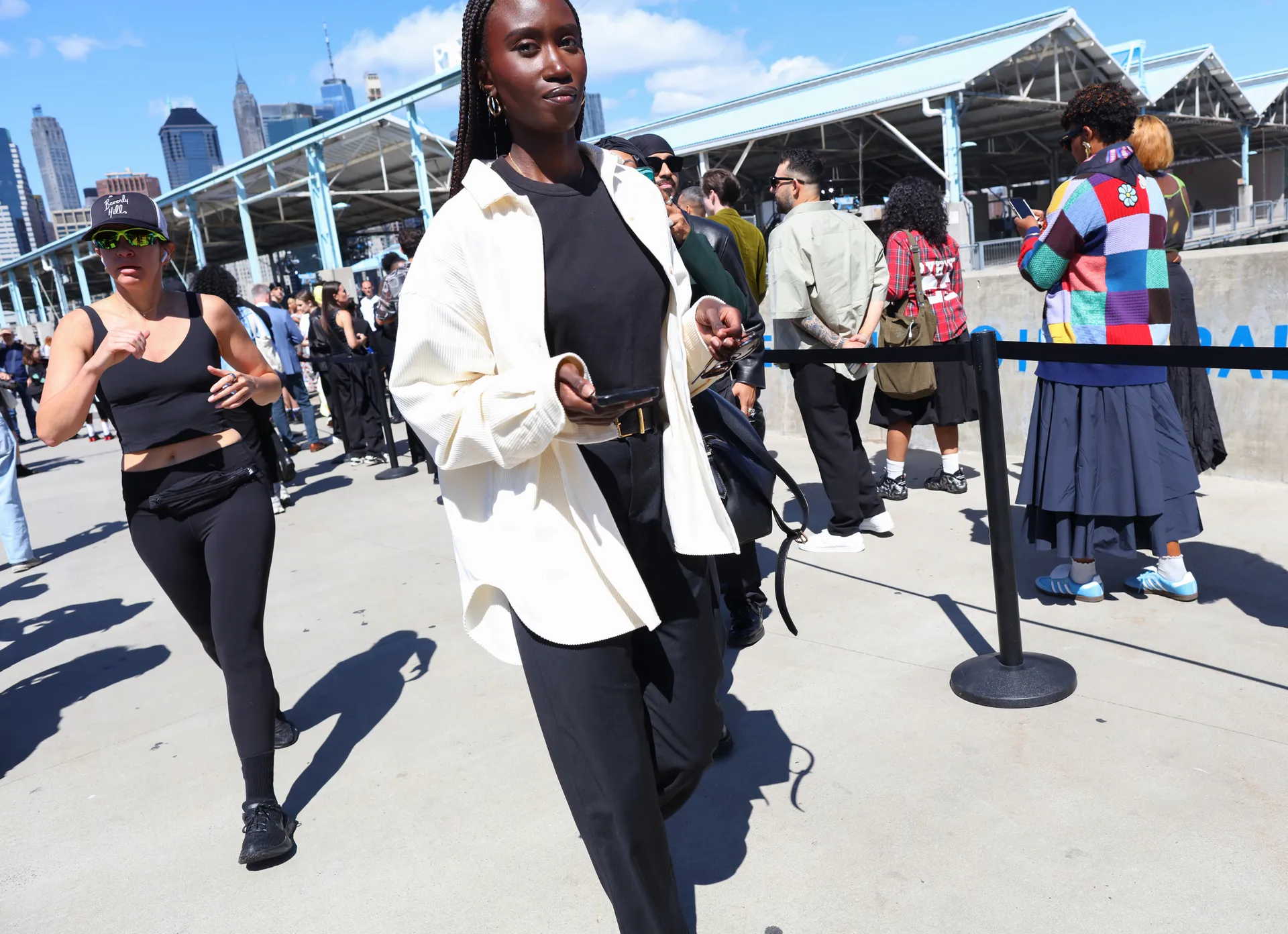 Εβδομάδα Μόδας Νέας Υόρκης: Τα πιο cool street style moments μέσα από το φακό της Vogue-6