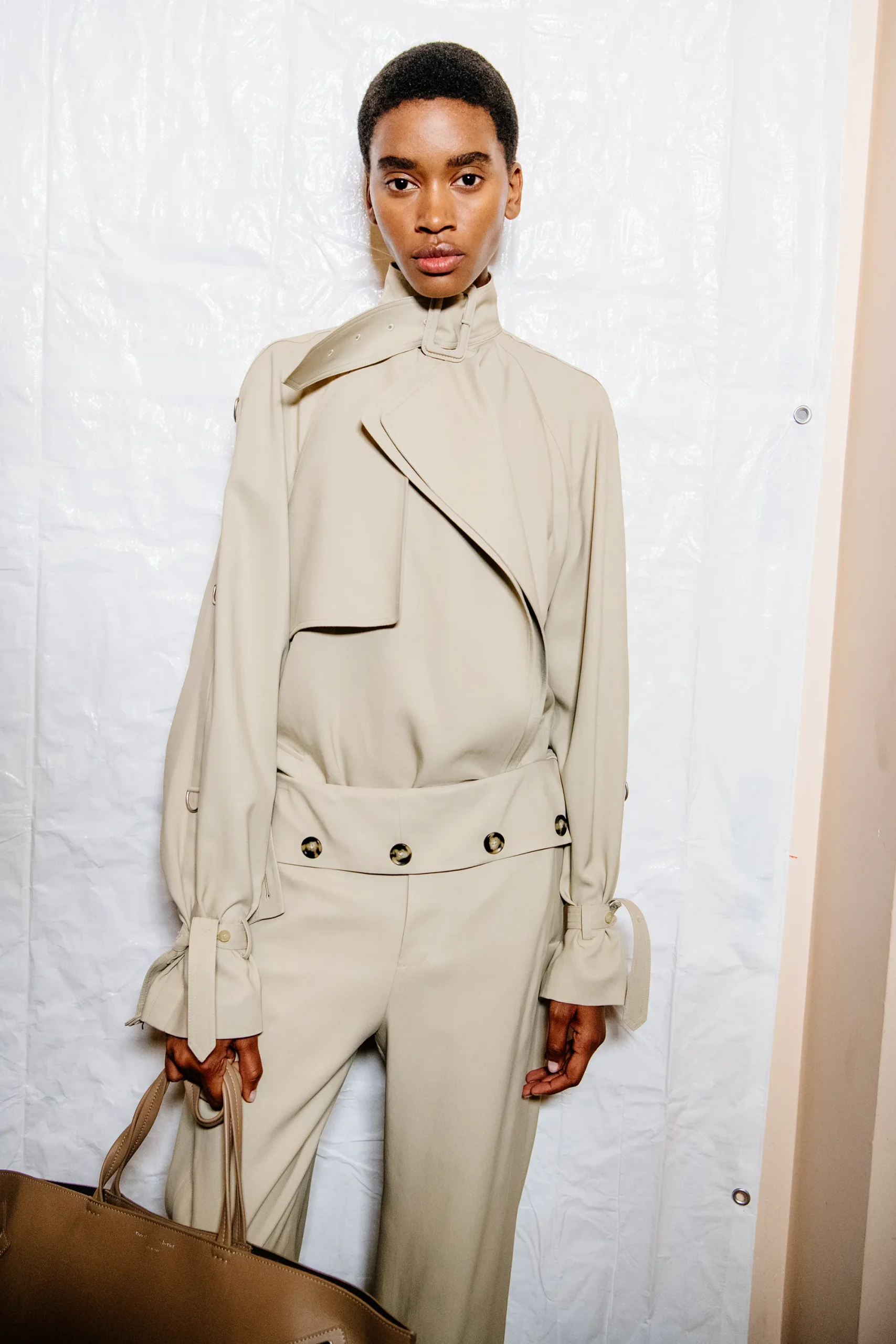 Εβδομάδα Μόδας Νέας Υόρκης SS25: Οι κορυφαίες backstage στιγμές-1