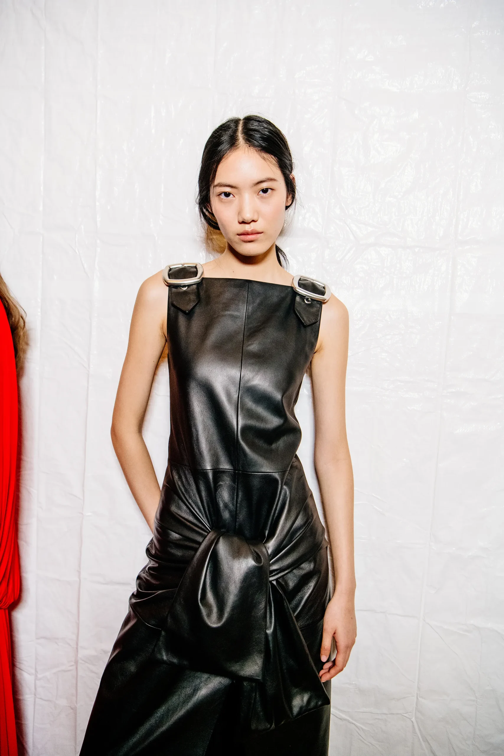 Εβδομάδα Μόδας Νέας Υόρκης SS25: Οι κορυφαίες backstage στιγμές-8