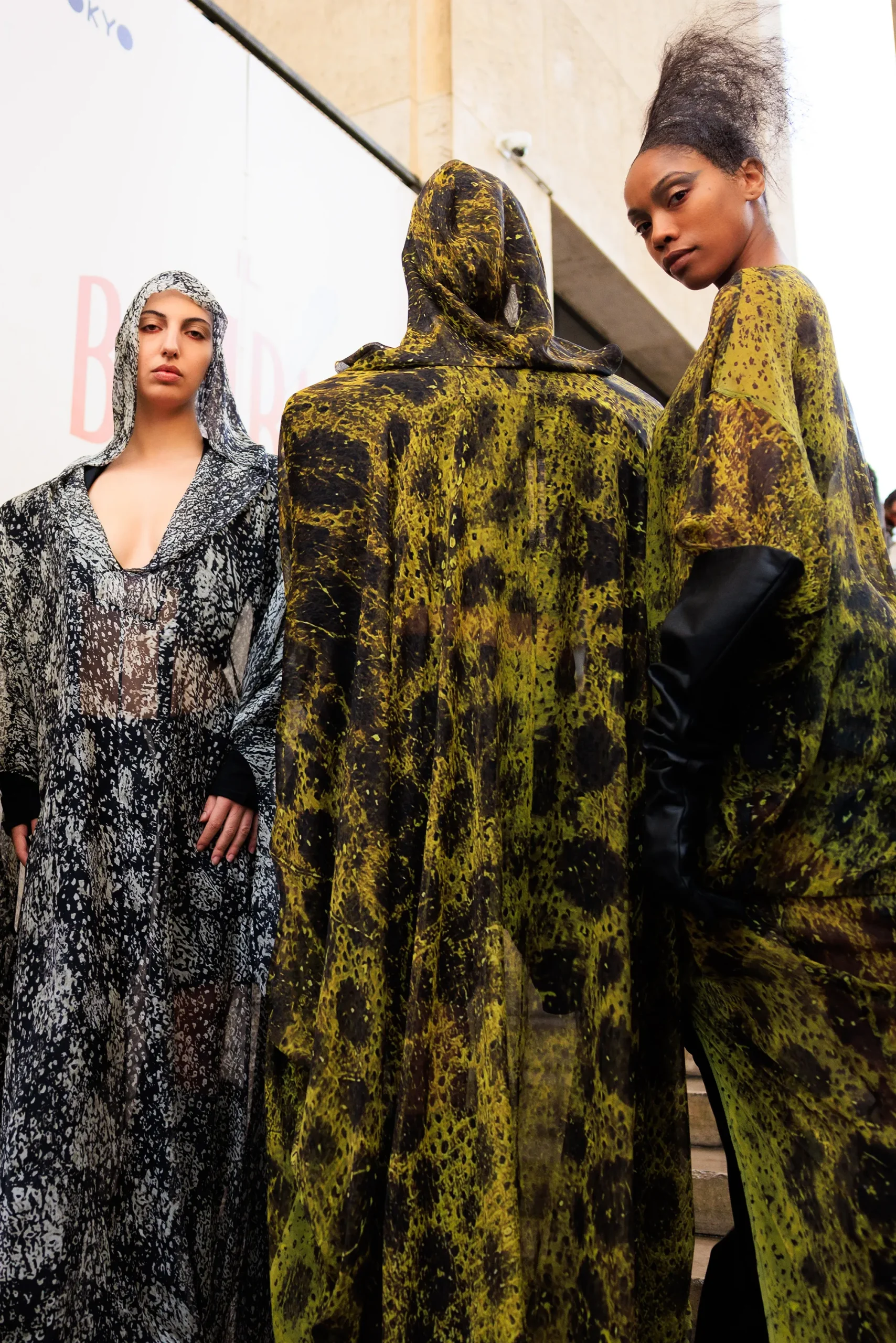 Εβδομάδα Μόδας Παρισιού SS25: Οι κορυφαίες backstage στιγμές-62