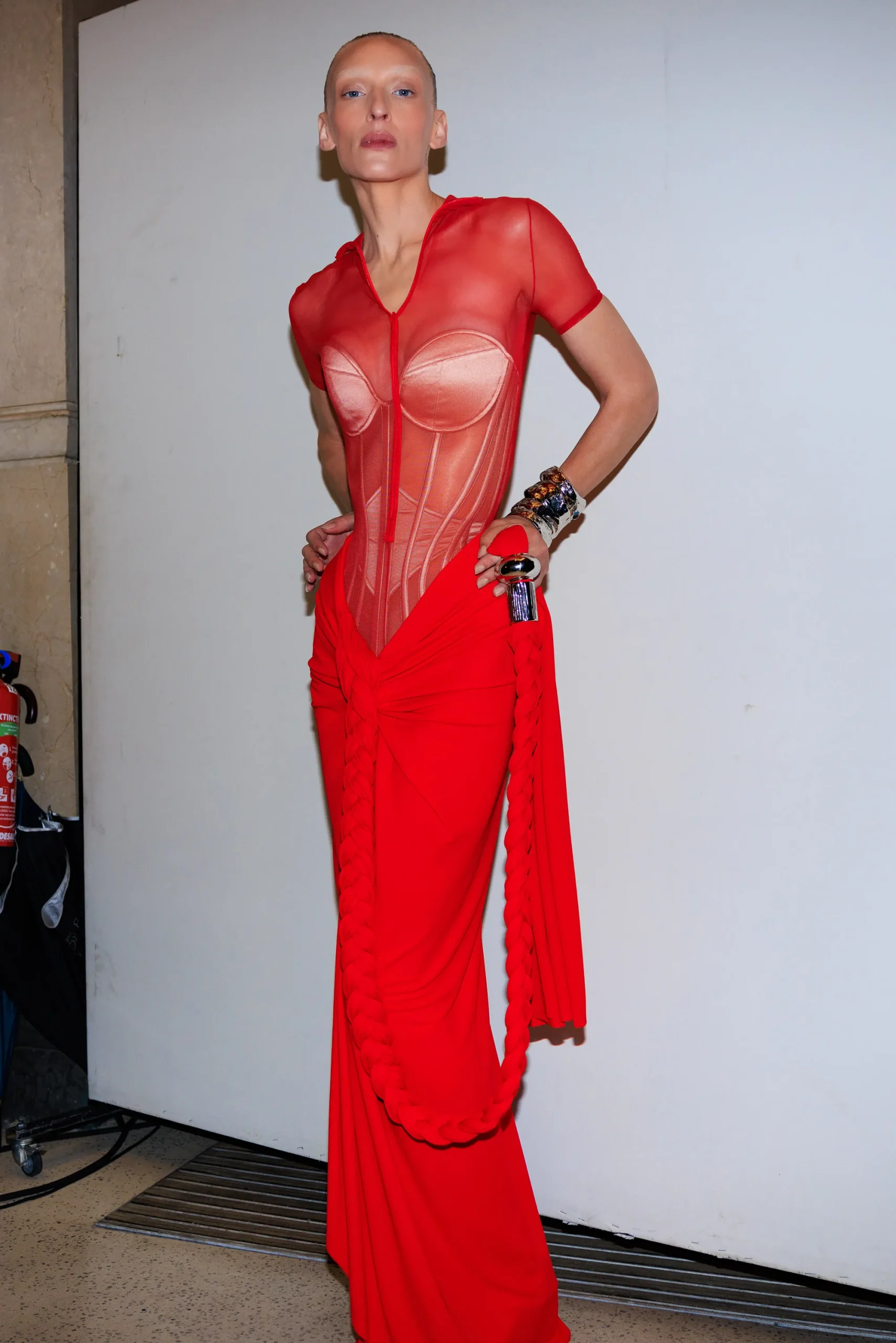 Εβδομάδα Μόδας Παρισιού SS25: Οι κορυφαίες backstage στιγμές-45