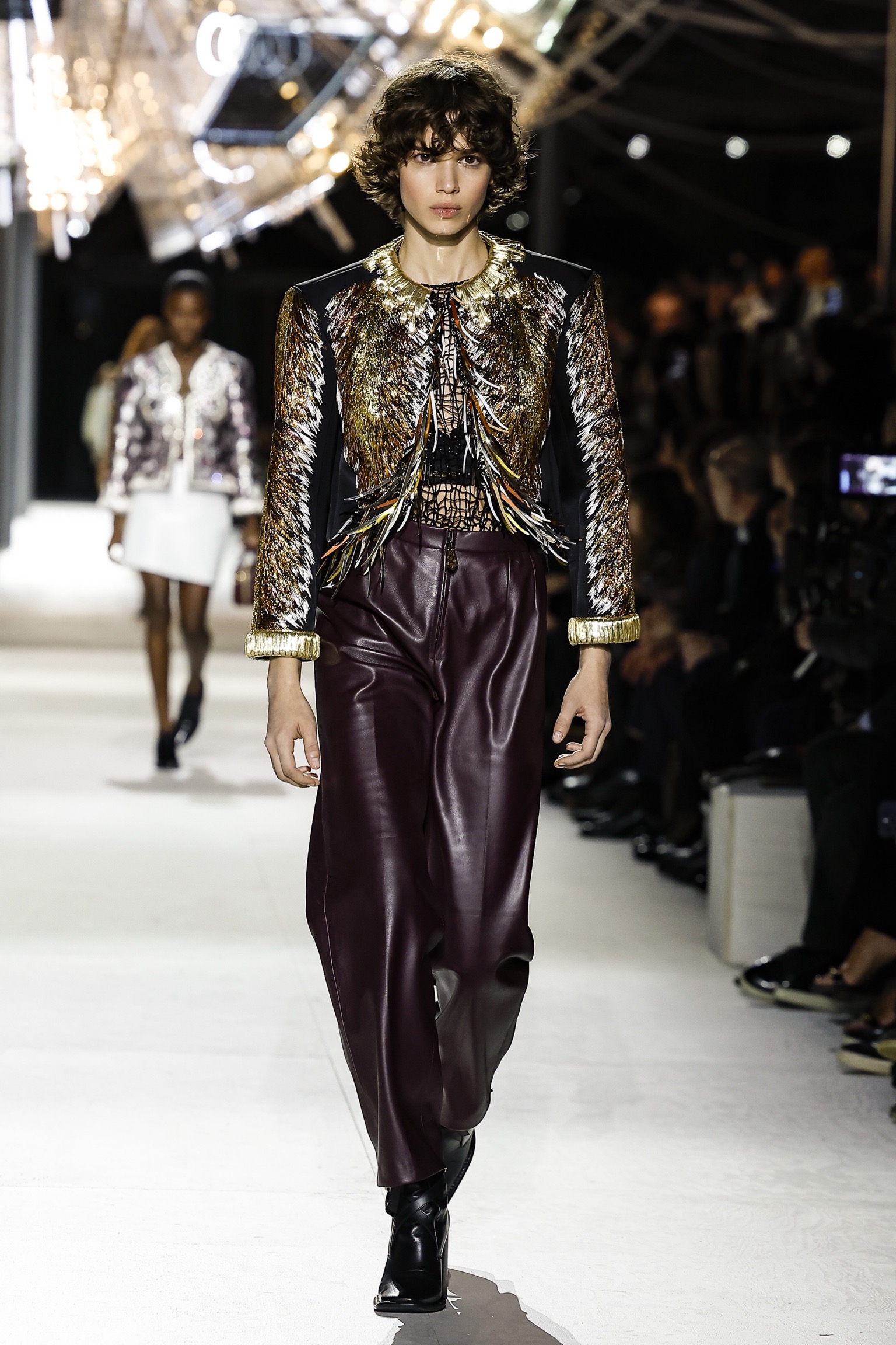 Leather: Ο οδηγός της Vogue για το απόλυτο δερμάτινο look του φθινοπώρου-3