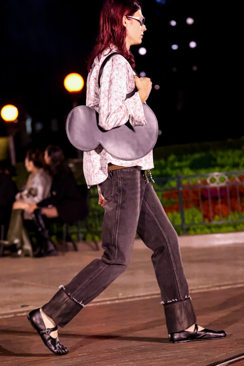 Ο οίκος Coperni παρουσίασε το show του στην Disneyland, μπροστά από το κάστρο της Ωραίας Κοιμωμένης-7