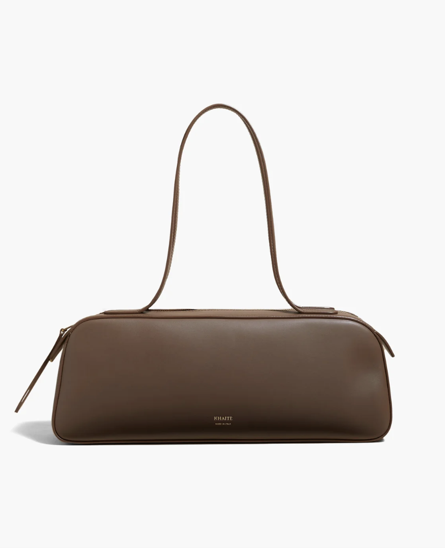 East-west bag: Το νέο shape είναι το πιο cool τώρα-6