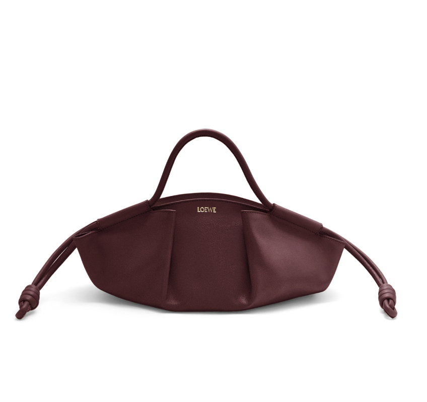 East-west bag: Το νέο shape είναι το πιο cool τώρα-4