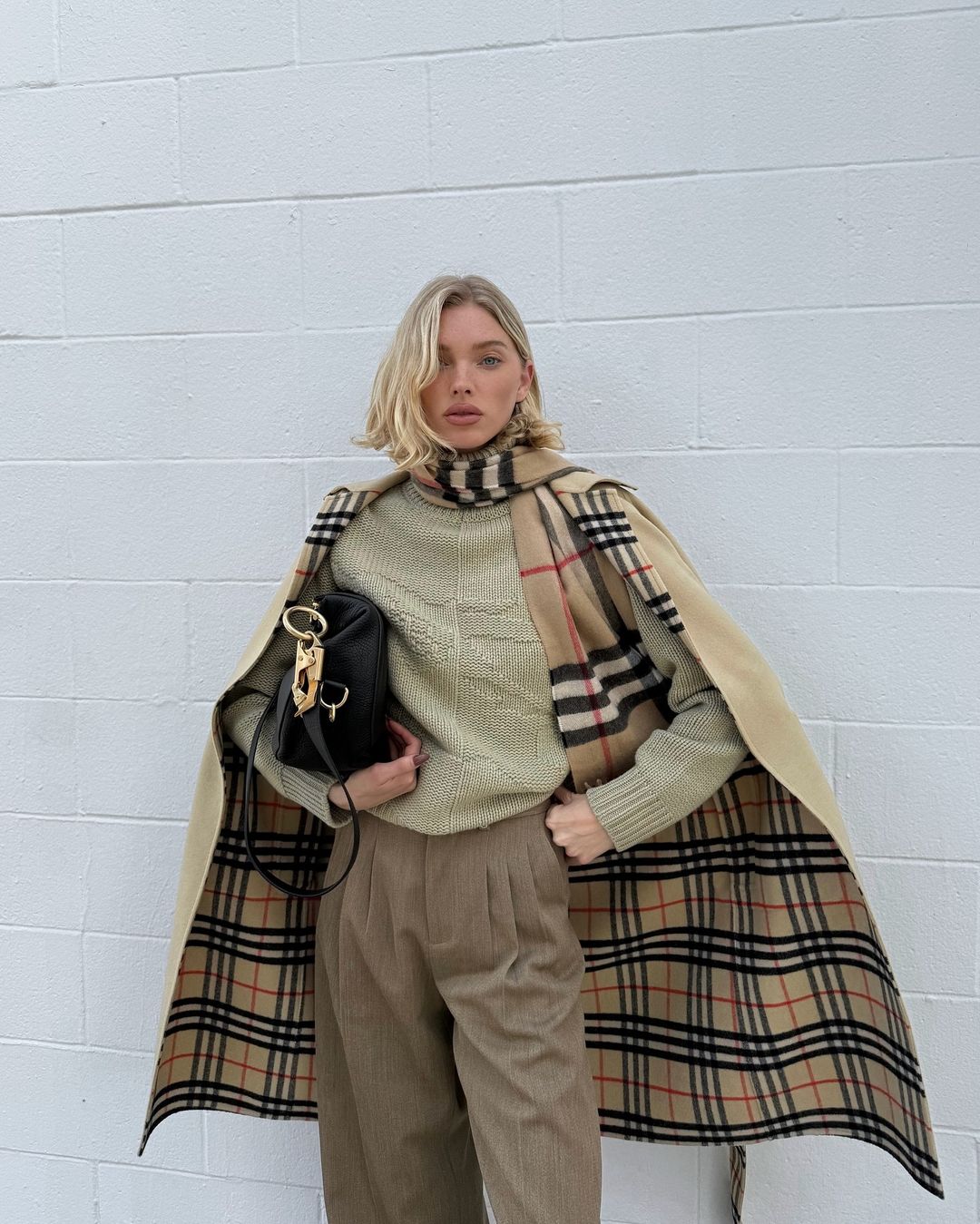 Το Burberry κασκόλ είναι το classic του χειμώνα-1