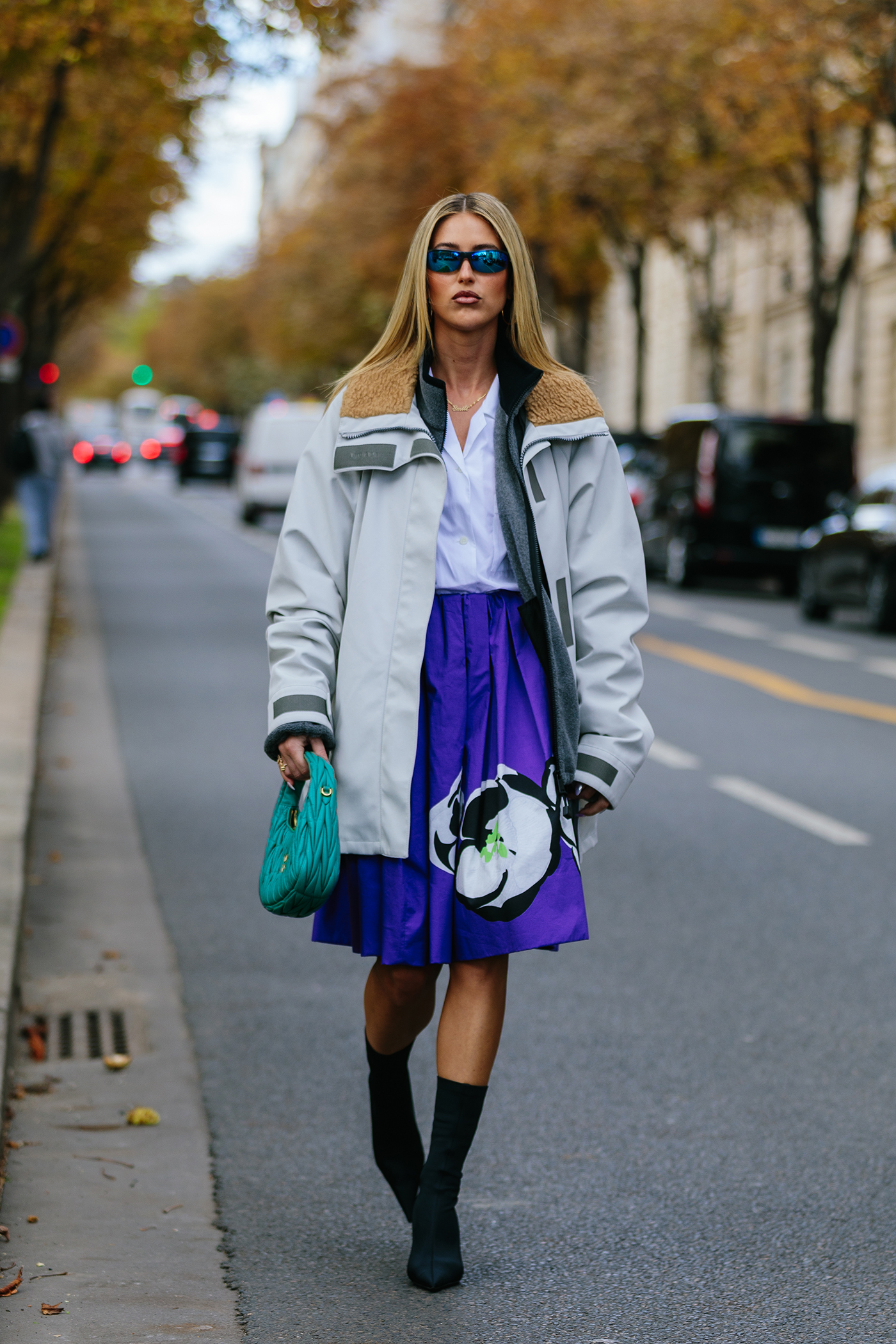 Λευκό πουκάμισο: Το street style του Παρισιού μάς δείχνει πώς θα το συνδυάσουμε το χειμώνα-1