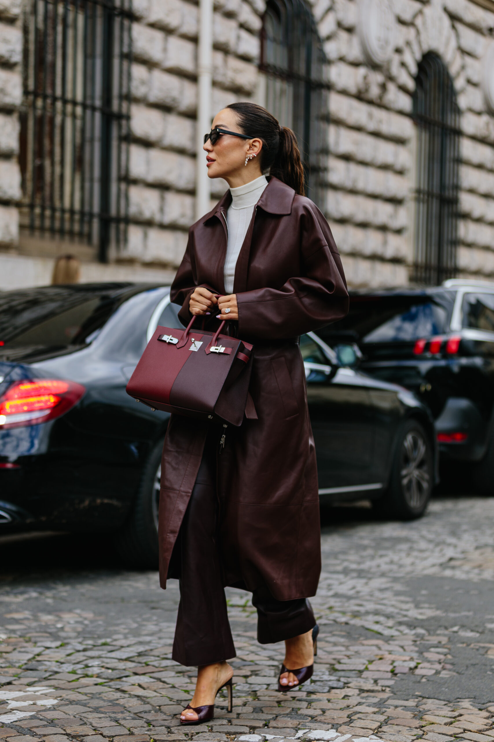 Τα bag trends της σεζόν μέσα από το street style του Παρισιού-6