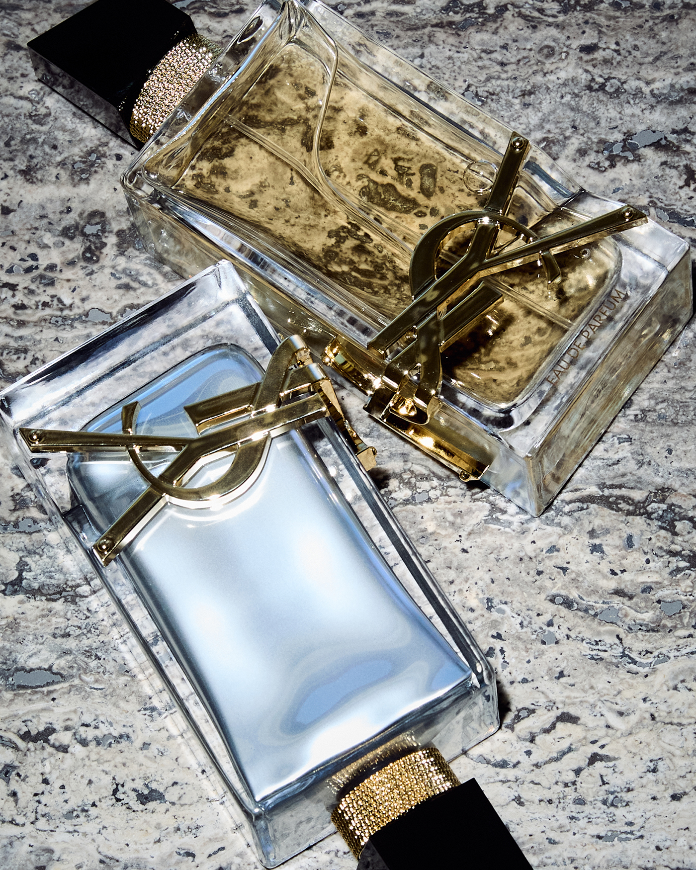 Vogue x Yves Saint Laurent Beauty: Η Κλέλια Ανδριολάτου σε ένα σαγηνευτικό αρωματικό ταξίδι-4