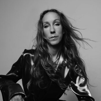 iris-van-herpen-5-λόγοι-που-είναι-change-maker-334235