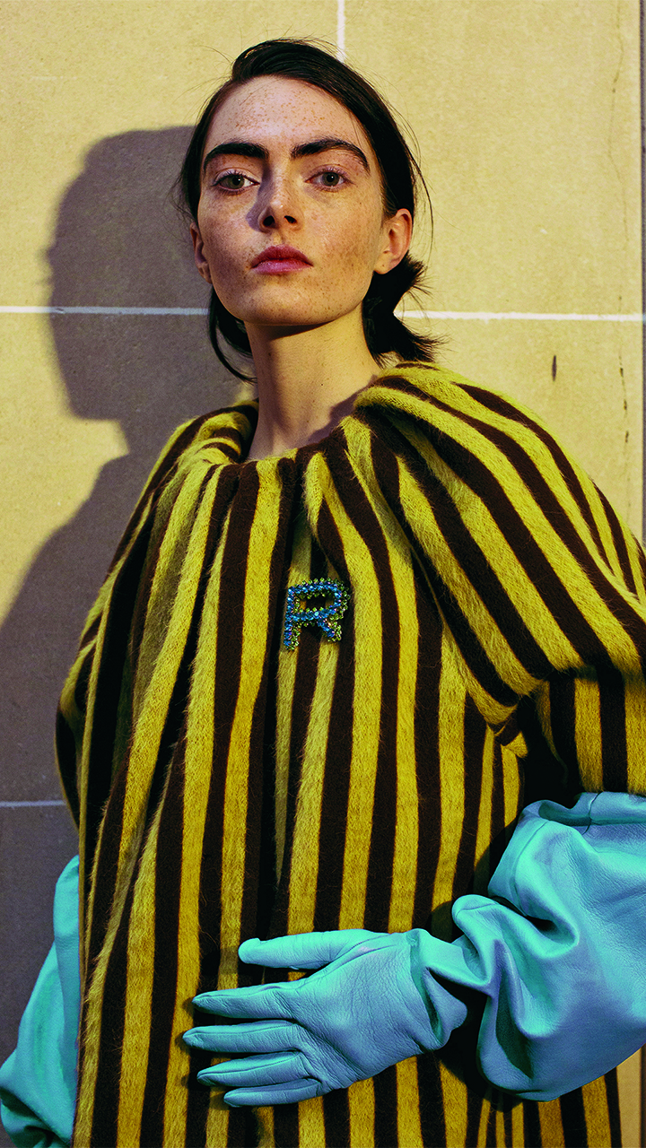 Το supemodel Cindy Bruna είναι η cover star της Vogue Greece Νοεμβρίου λίγο πριν ανέβει στη σκηνή του Change Makers-5