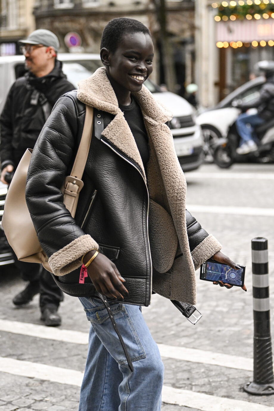 shearling-coat-το-πιο-cosy-πανωφόρι-του-χειμώνα-για-να-338877
