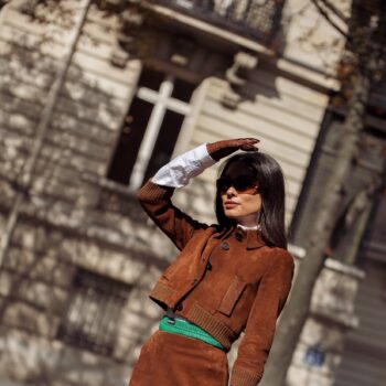 suede-ο-οδηγός-της-vogue-για-τη-must-try-τάση-της-σεζόν-337438