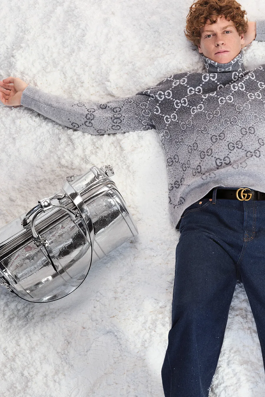 ο-jannik-sinner-στην-καμπάνια-gucci-gift-to-the-mountains-ντύνεται-σ-339033