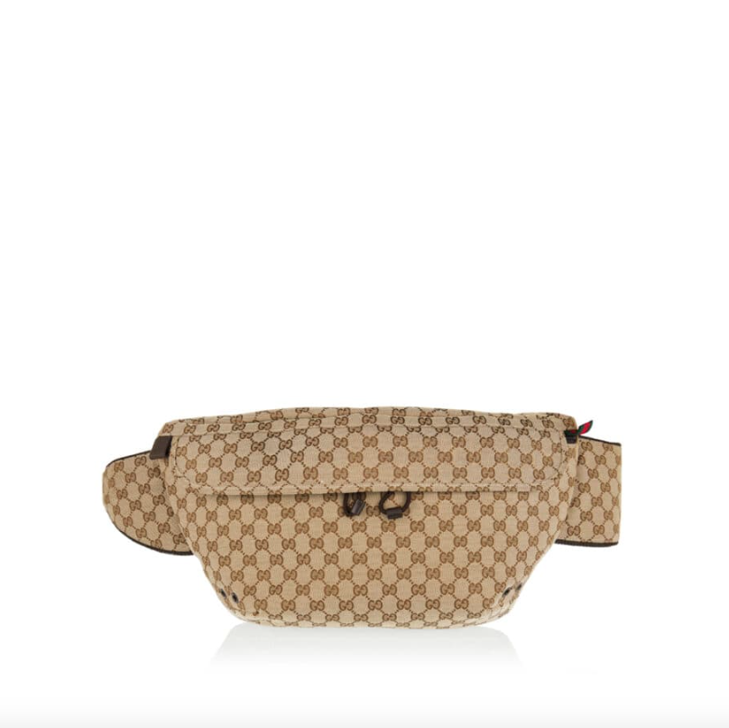 Fanny pack: Η τσάντα μπανάνα επιστρέφει και πλέον την κρατάμε στον ώμο-6