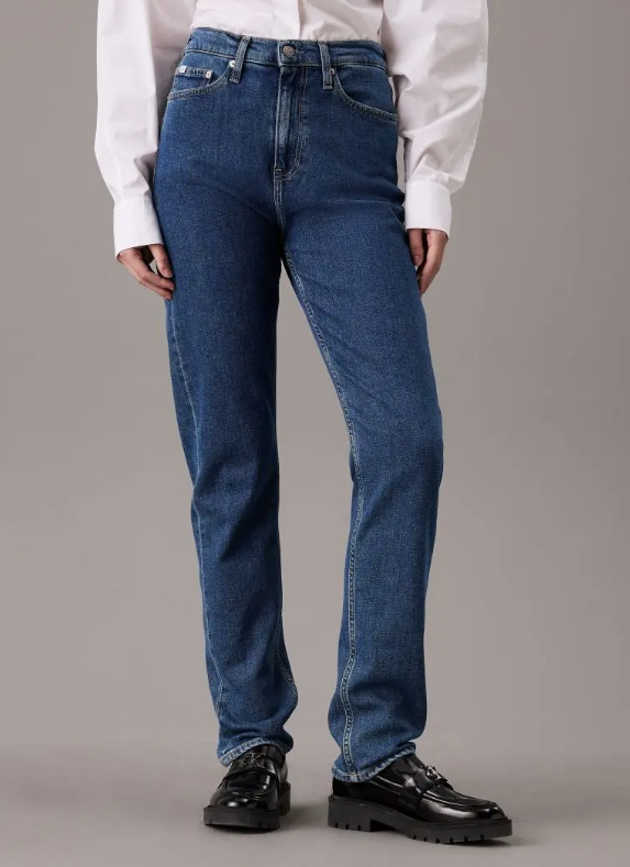 Denim για τις γιορτές: Ο απόλυτος οδηγός στυλ από την Calvin Klein-9