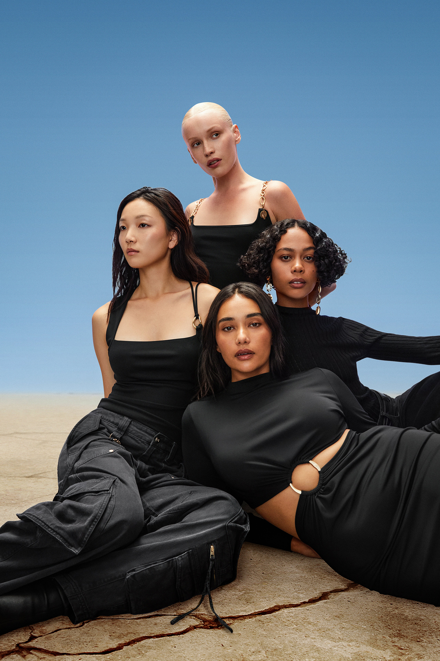 H GAP ενώνει τις δυνάμεις της με την Cult Gaia για μια casual chic συλλογή με όλα τα basics της γκαρνταρόμπας-2