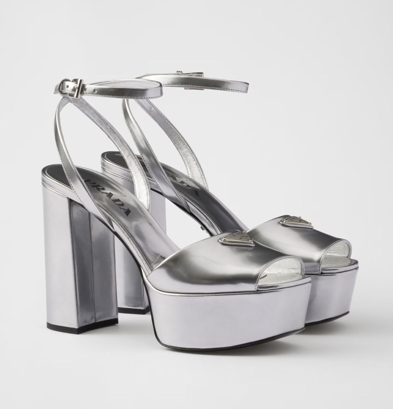Φλατ ή high heels: Αυτά είναι τα πιο ακαταμάχητα party shoes-10