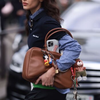 charms-h-miuccia-prada-προέβλεψε-την-τάση-20-χρόνια-πριν-341501