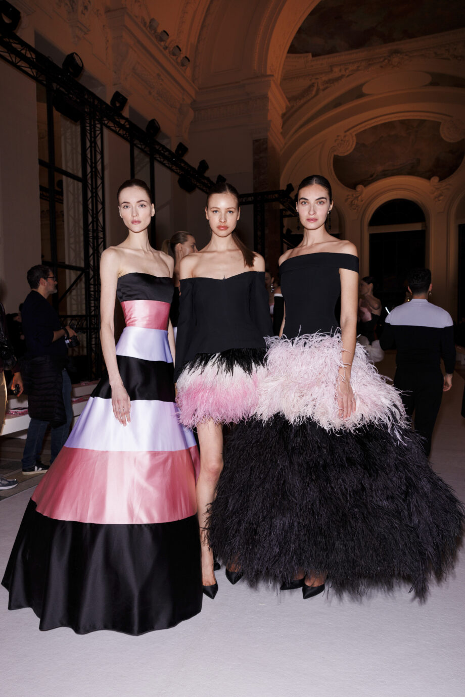 η-vogue-greece-ταξίδεψε-στο-παρίσι-για-το-couture-ss-25-show-της-celia-346534
