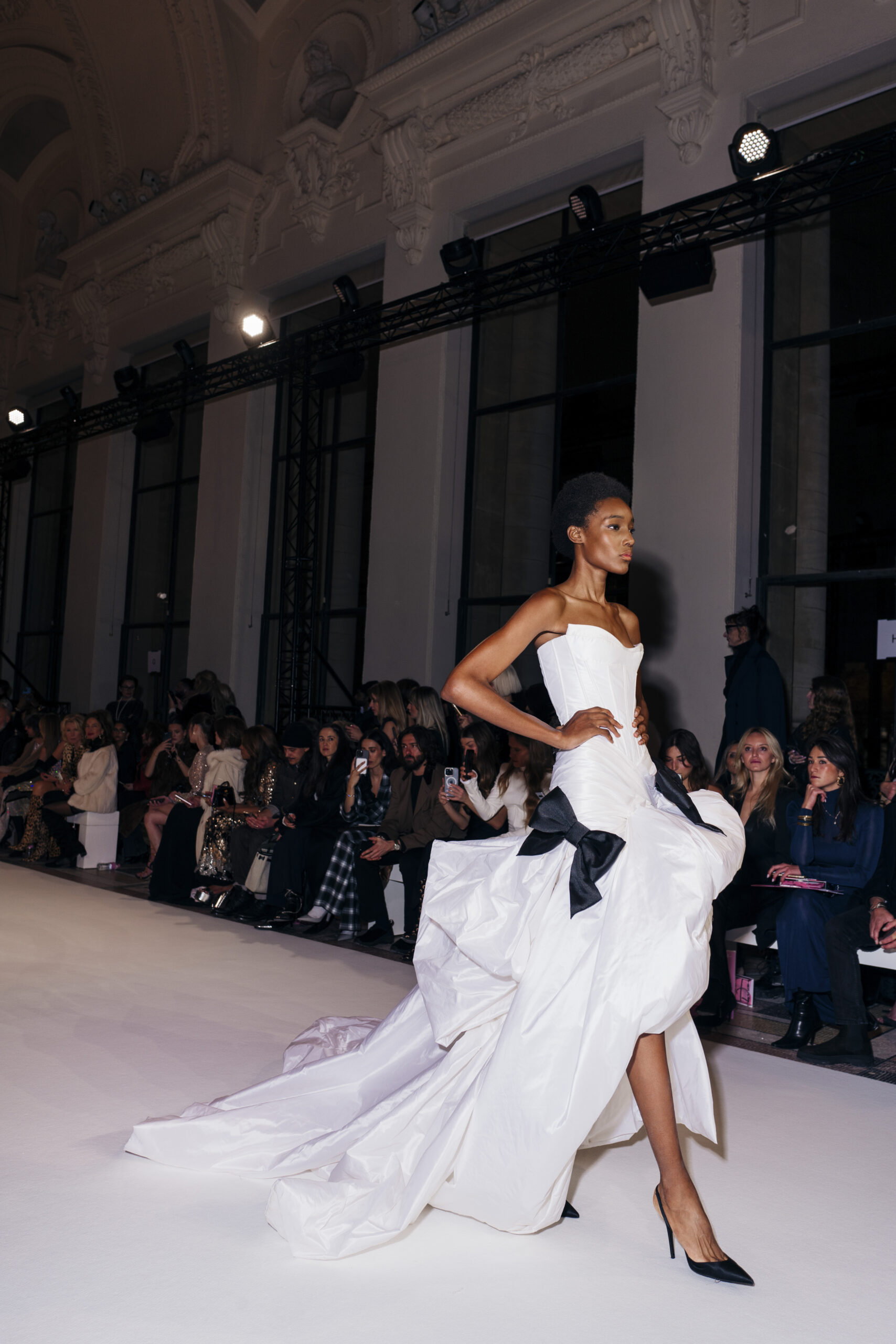 Η Vogue Greece ταξίδεψε στο Παρίσι για το Couture SS 25 show της Celia Kritharioti-16