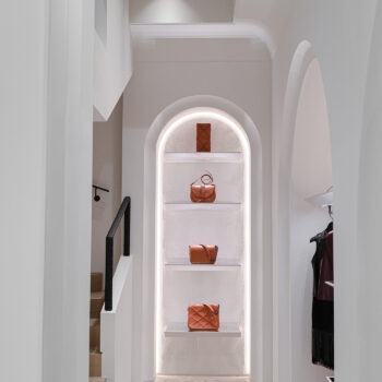 η-καρδιά-του-νέου-flagship-store-της-callista-χτυπά-στην-οδ-343868