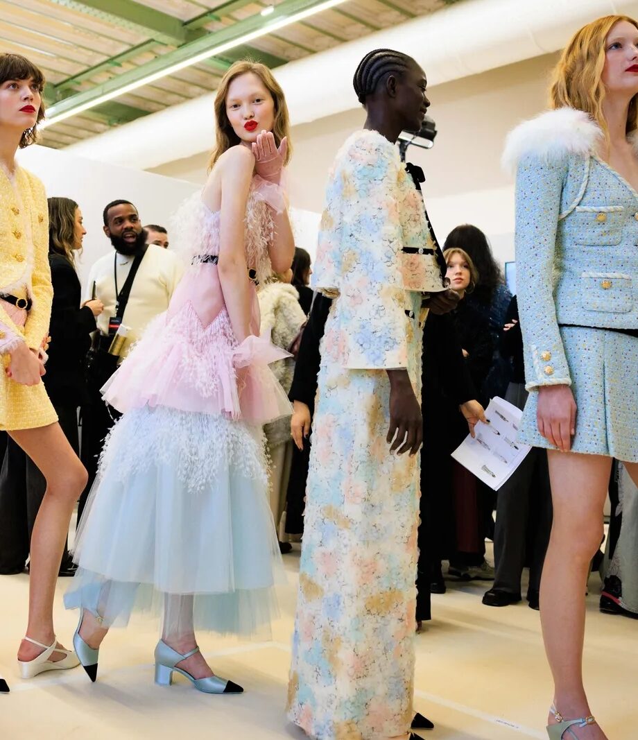 chanel-haute-couture-ss25-επιστροφή-στα-χρώματα-που-λάτρευ-346371
