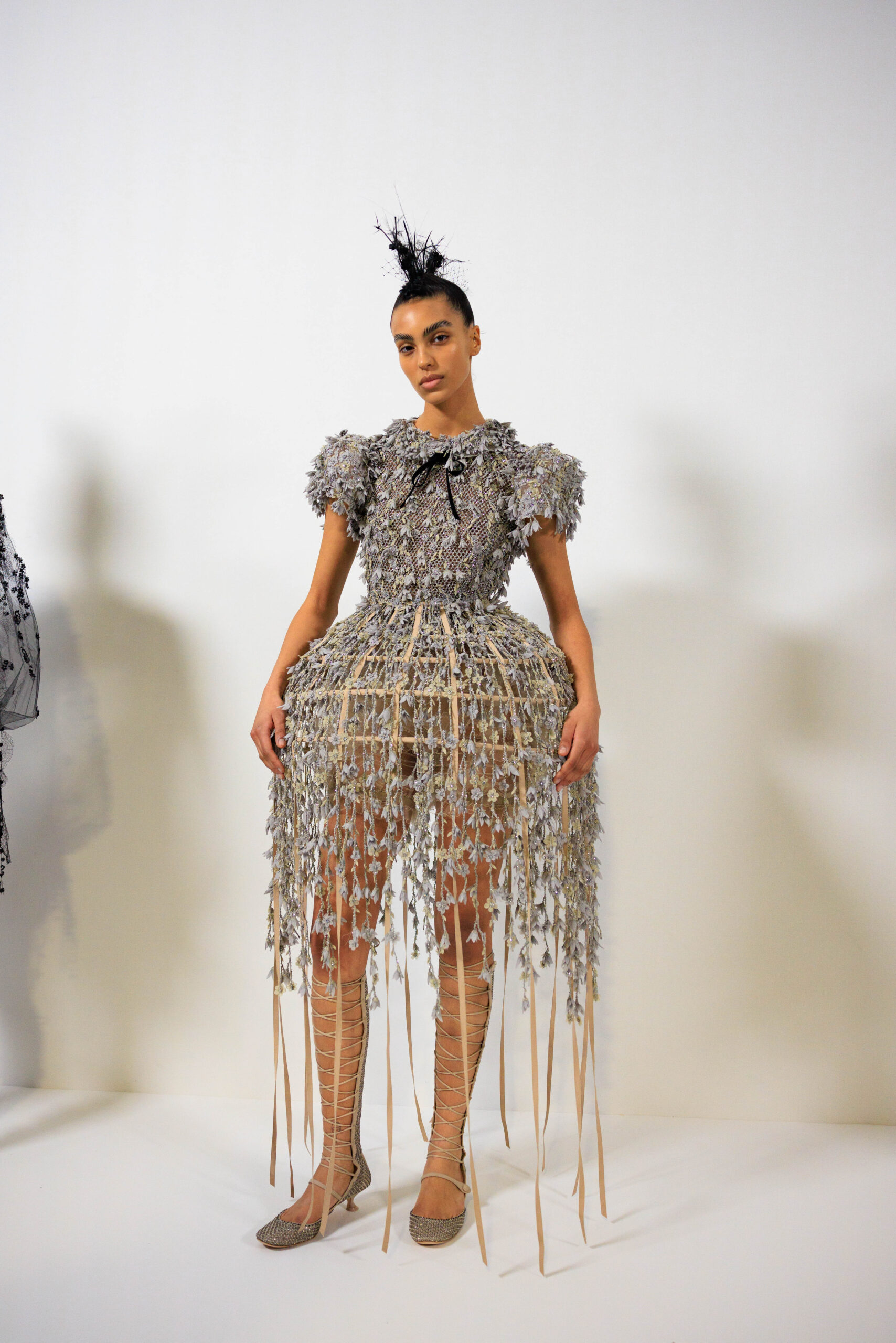 Christian Dior Haute Couture SS25: Έμπνευση από τον Yves Saint Laurent-3
